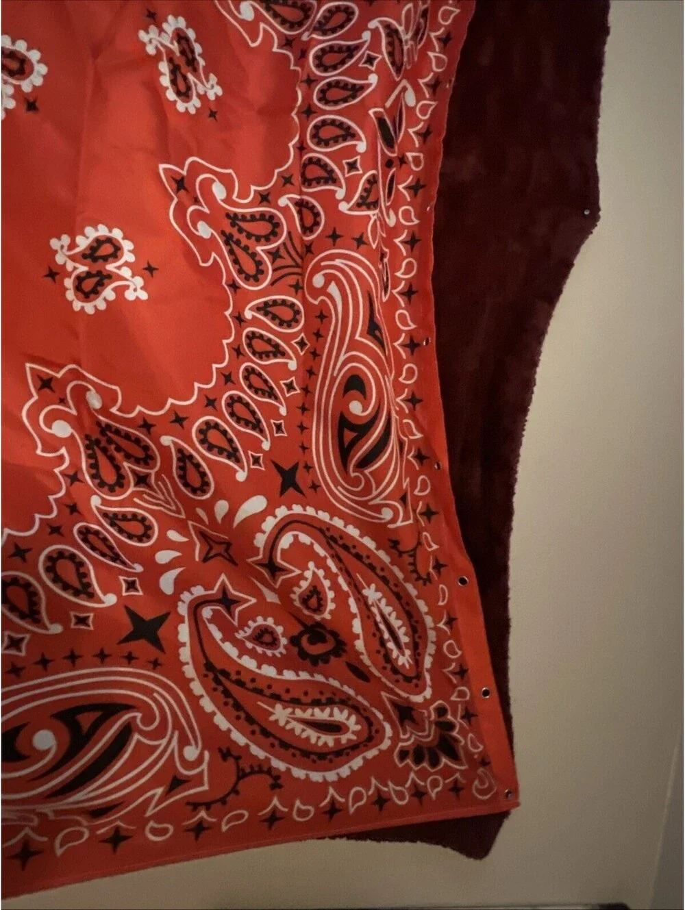 N/A red black